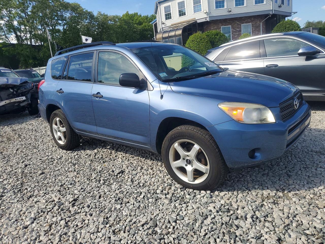 Toyota RAV4 Base