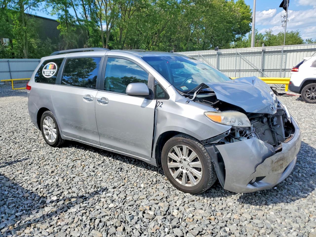 Toyota Sienna Xle 7-passenger