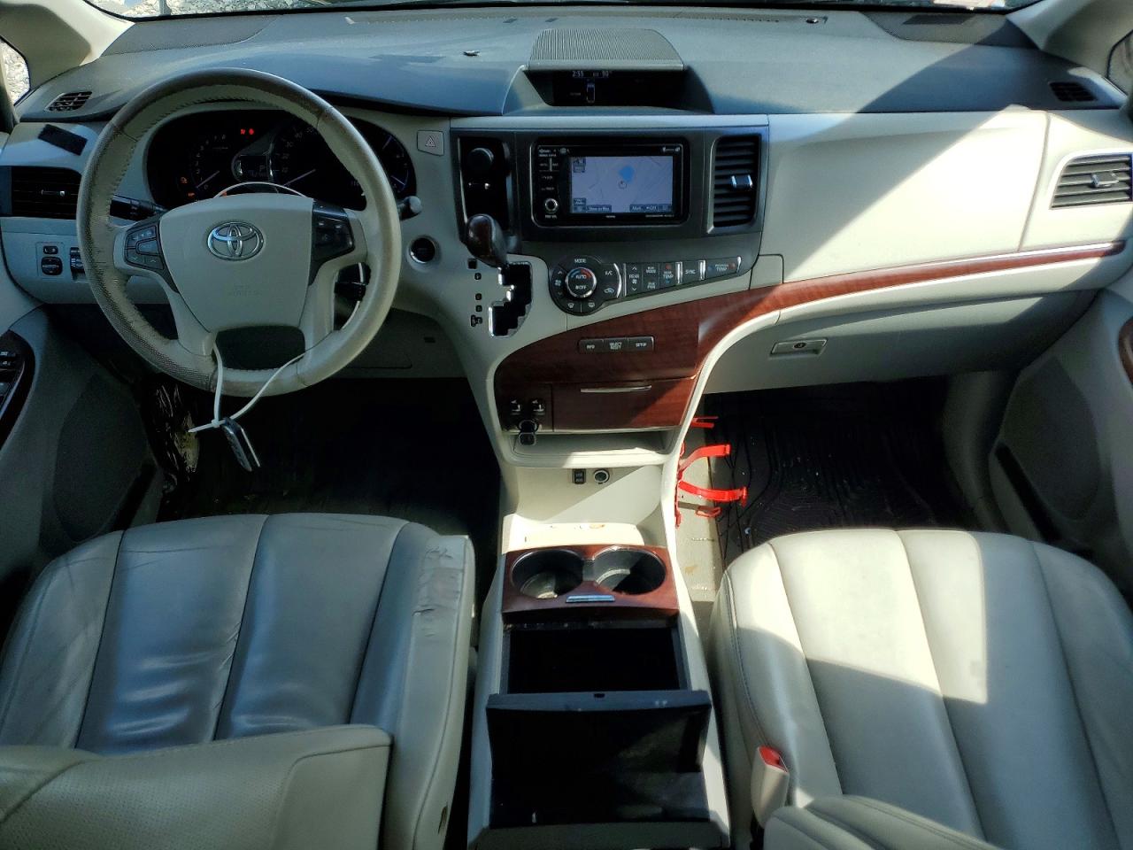 Toyota Sienna Xle 7-passenger