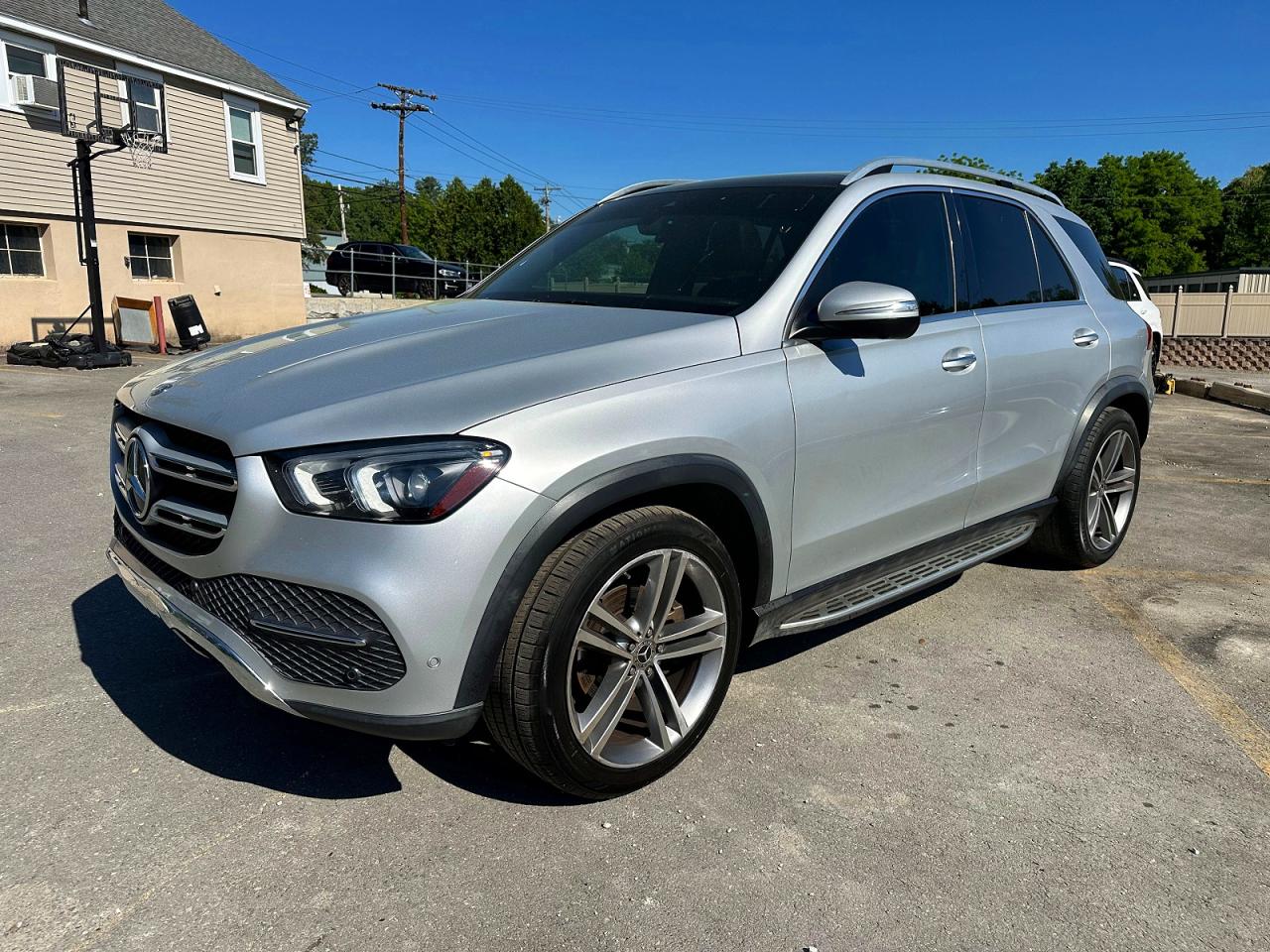 Salvage Mercedes-Benz GLE Image