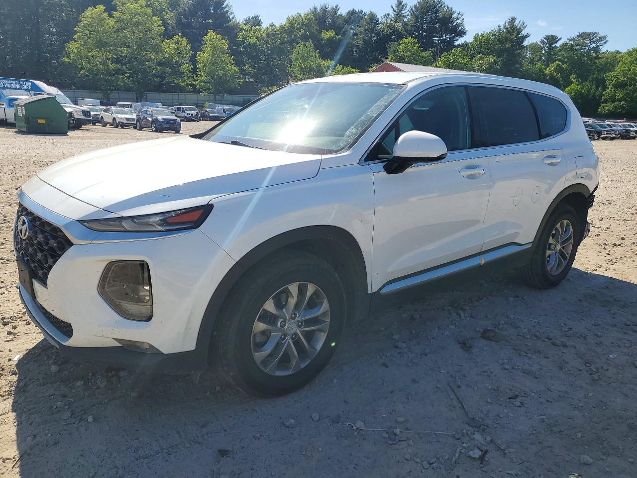 Salvage Hyundai SANTA FE Image