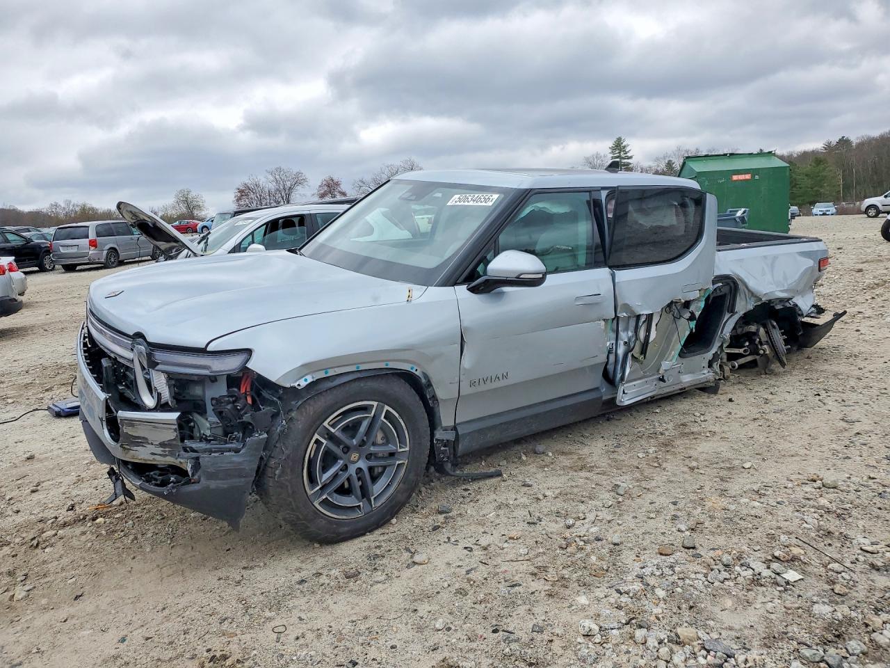 Salvage Rivian Rit Image