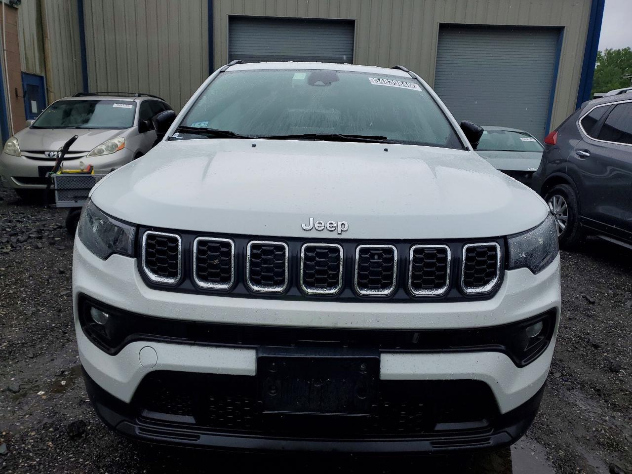 Jeep Compass Latitude