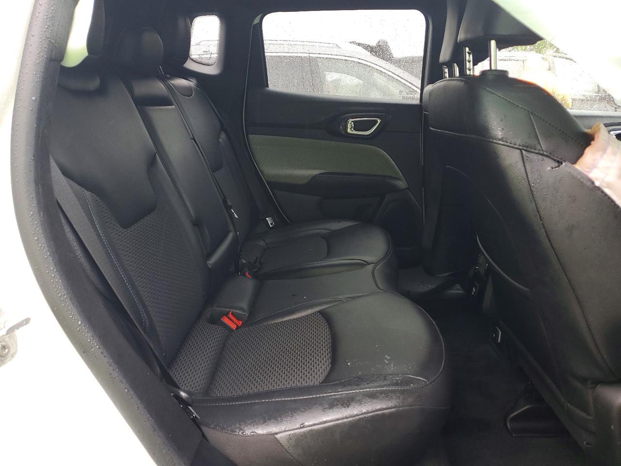 Jeep Compass Latitude