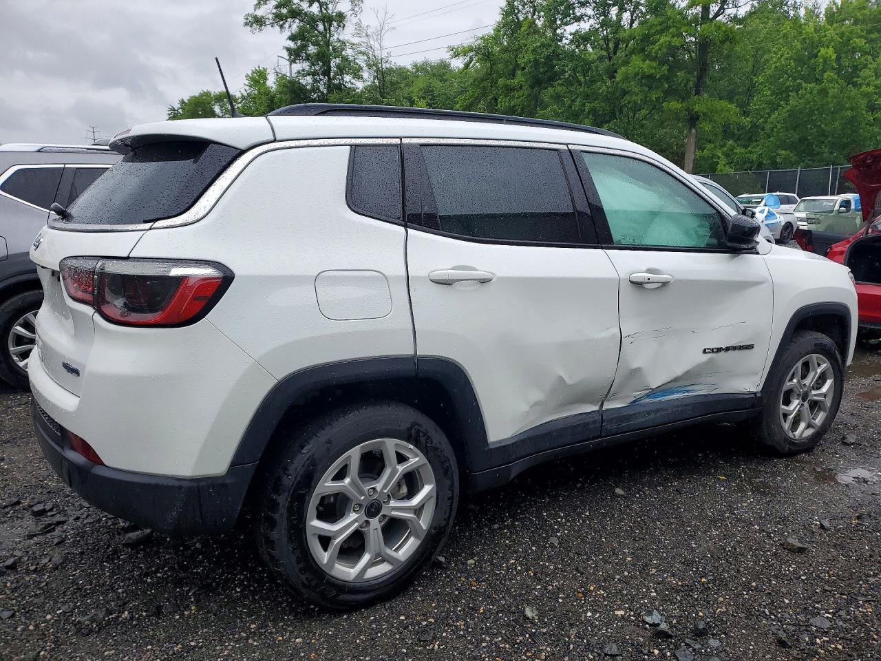 Jeep Compass Latitude