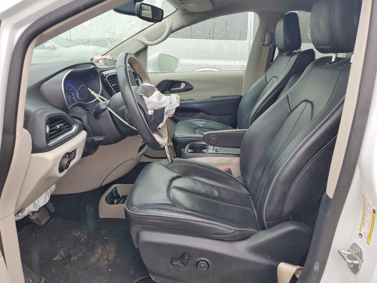 Chrysler Pacifica Limited