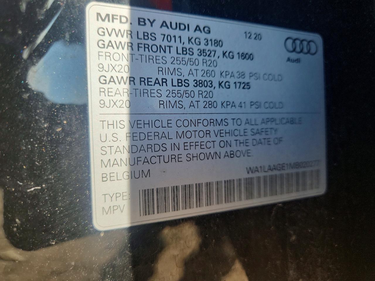 Audi e-tron Premium Plus