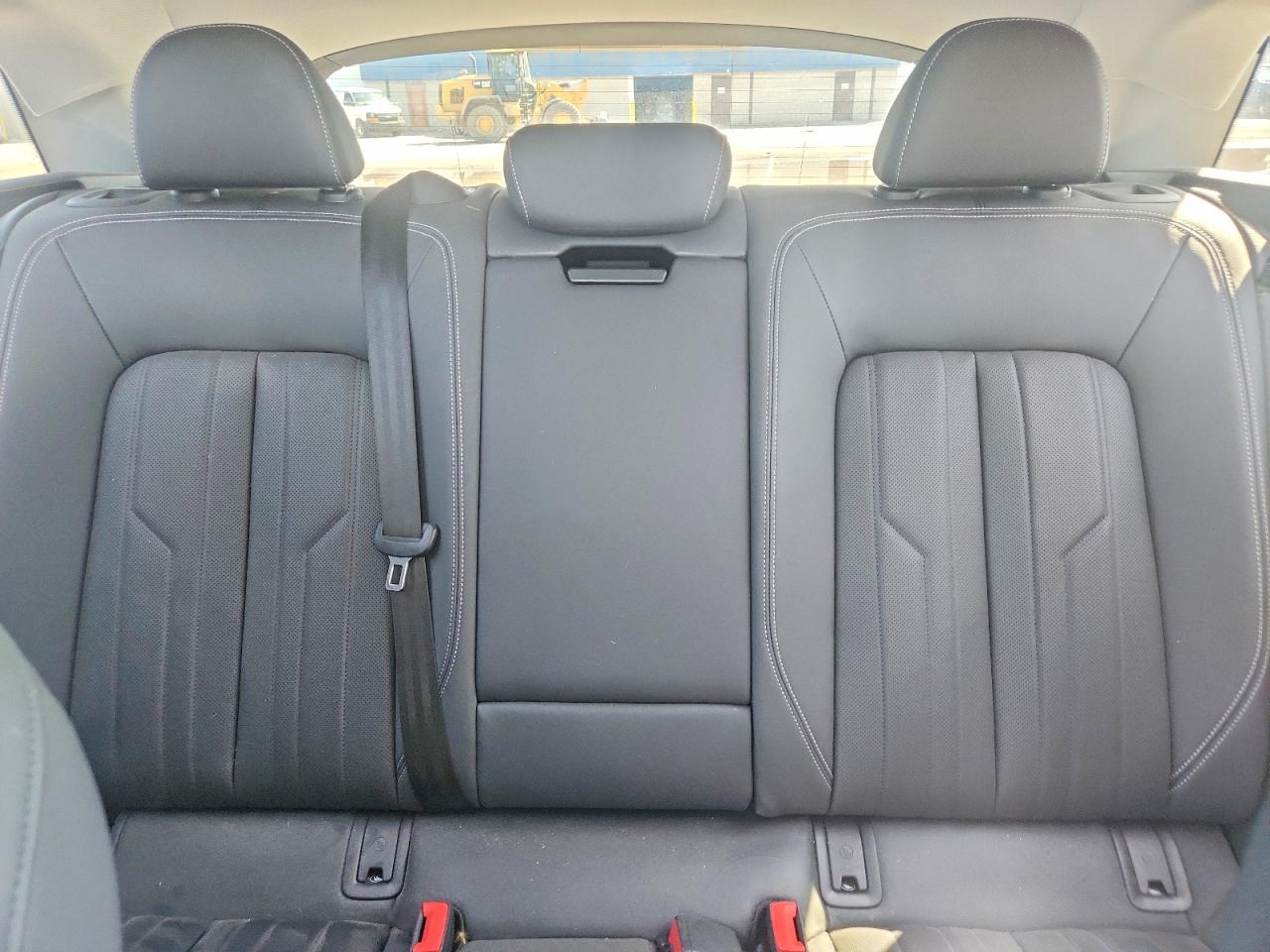 Audi e-tron Premium Plus