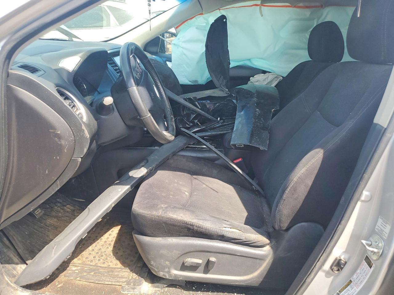 Nissan Pathfinder Sv