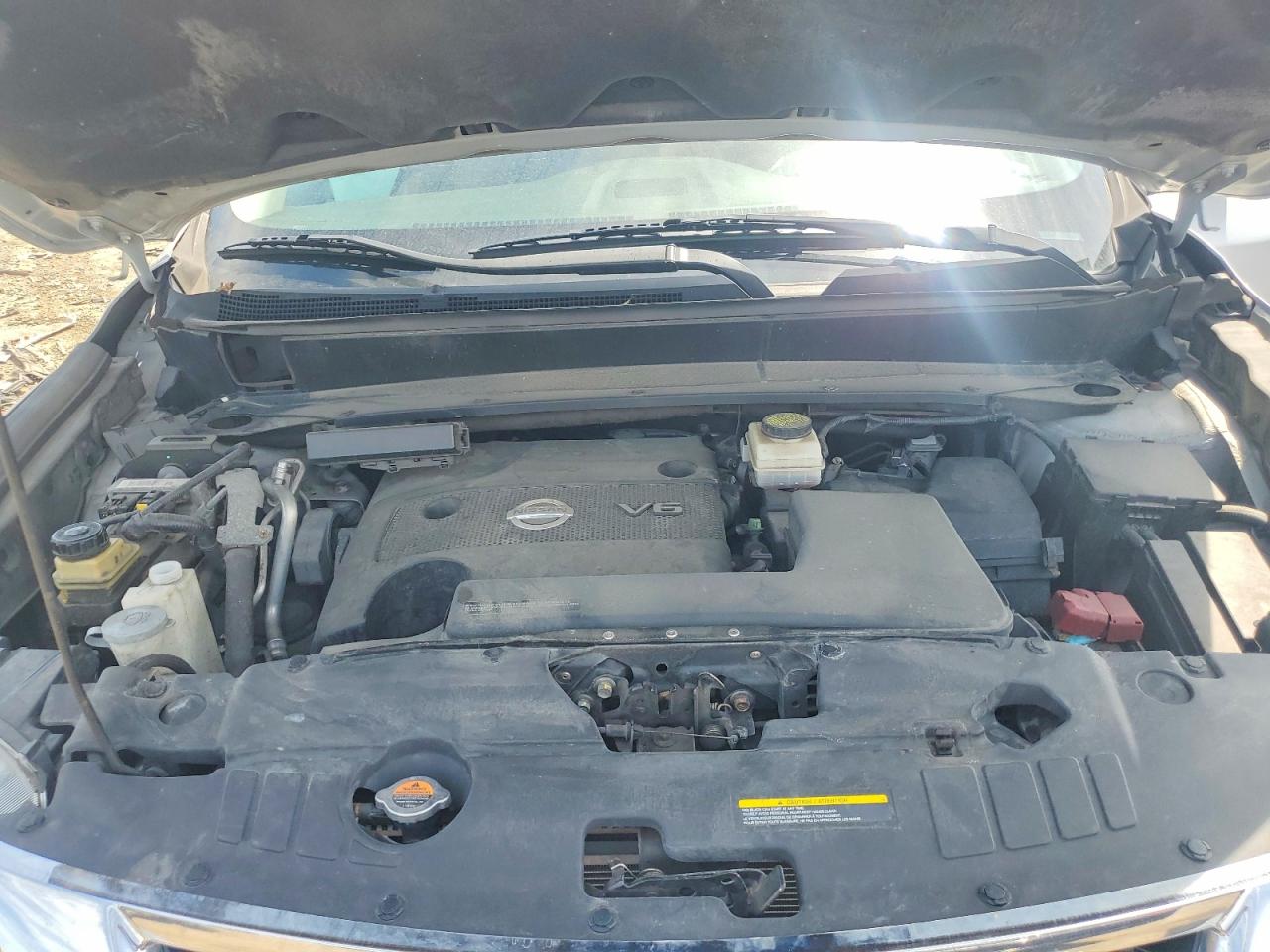 Nissan Pathfinder Sv