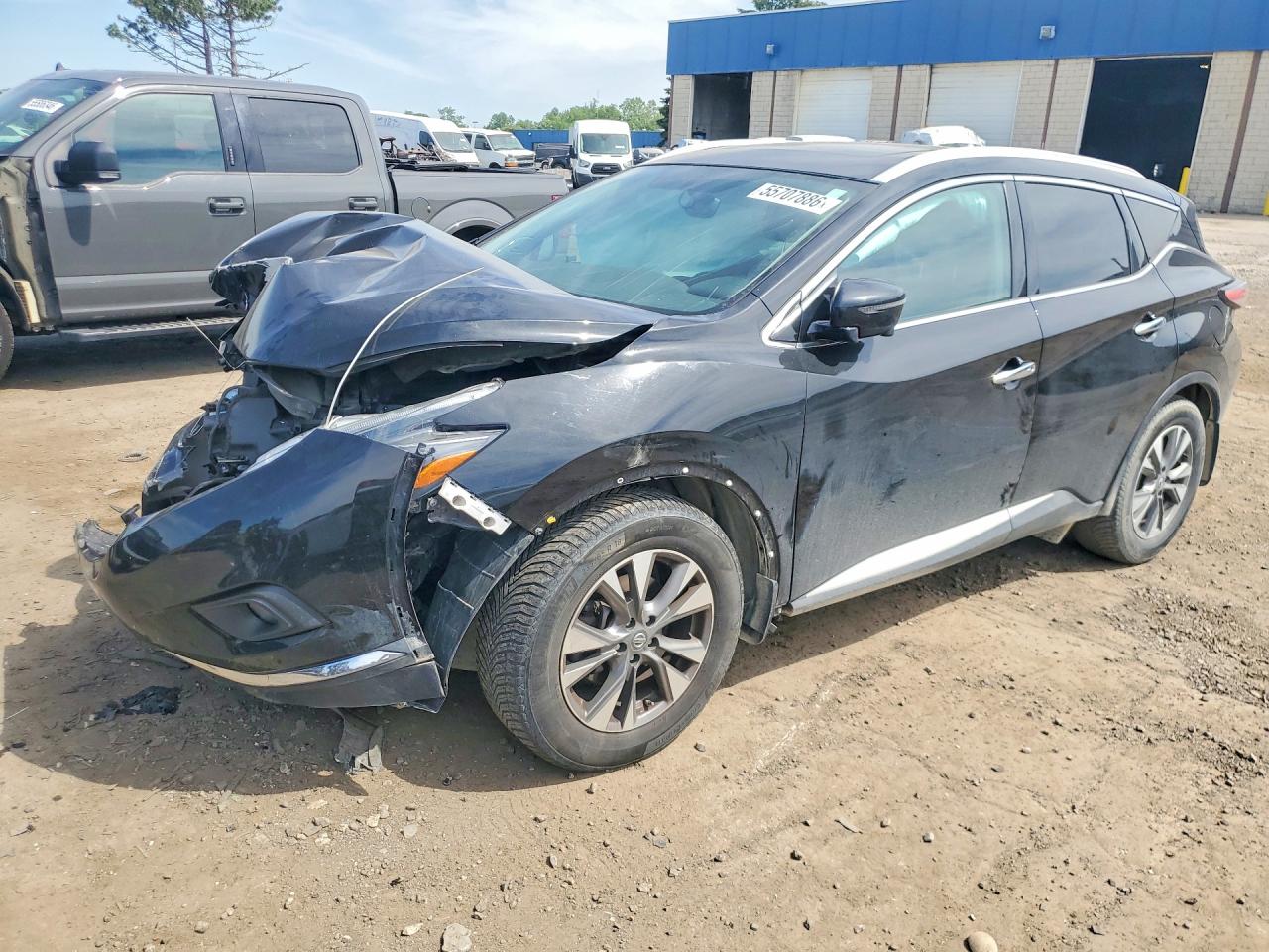 Salvage Nissan Murano Image