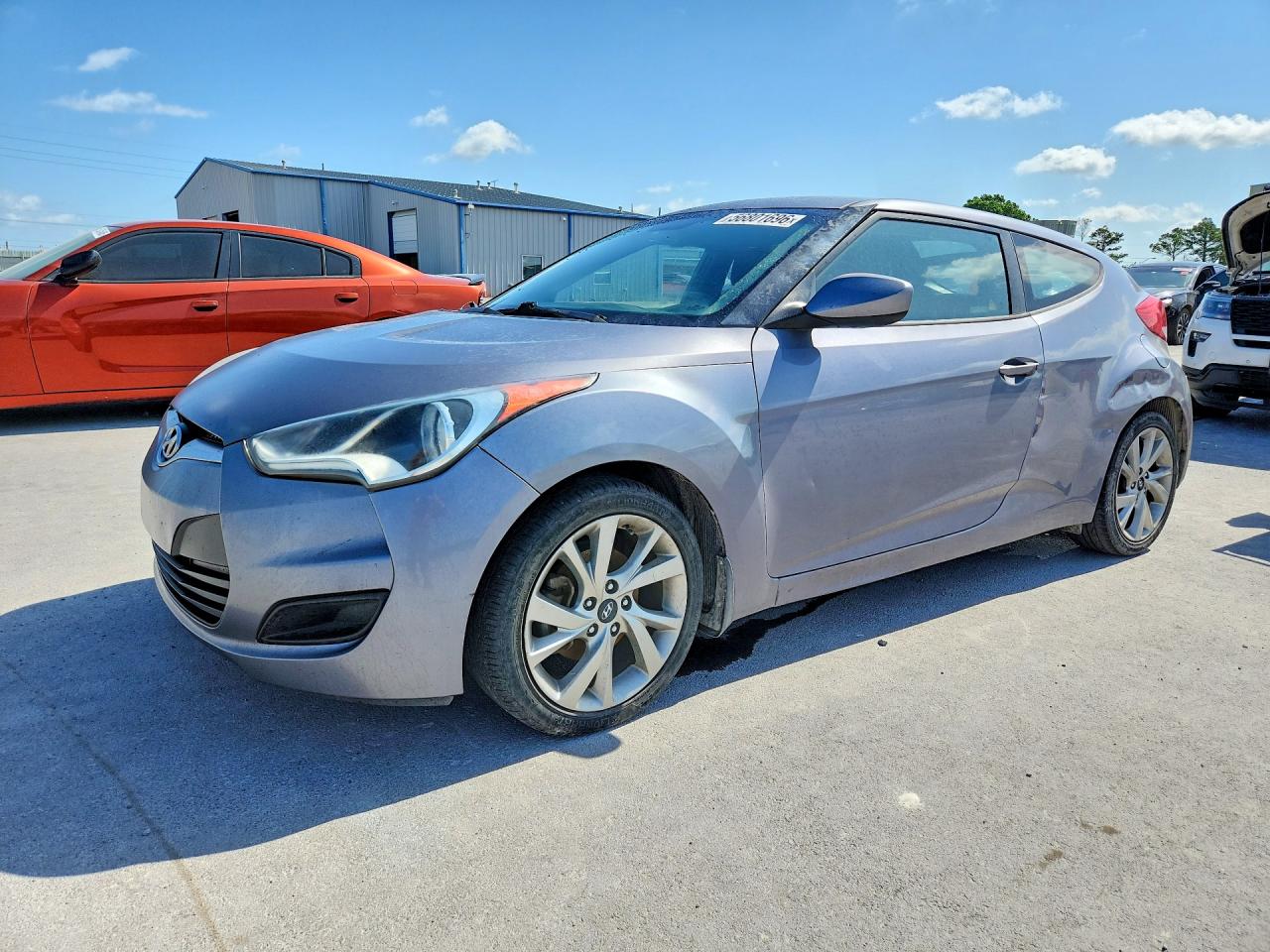 Salvage Hyundai VELOSTER Image