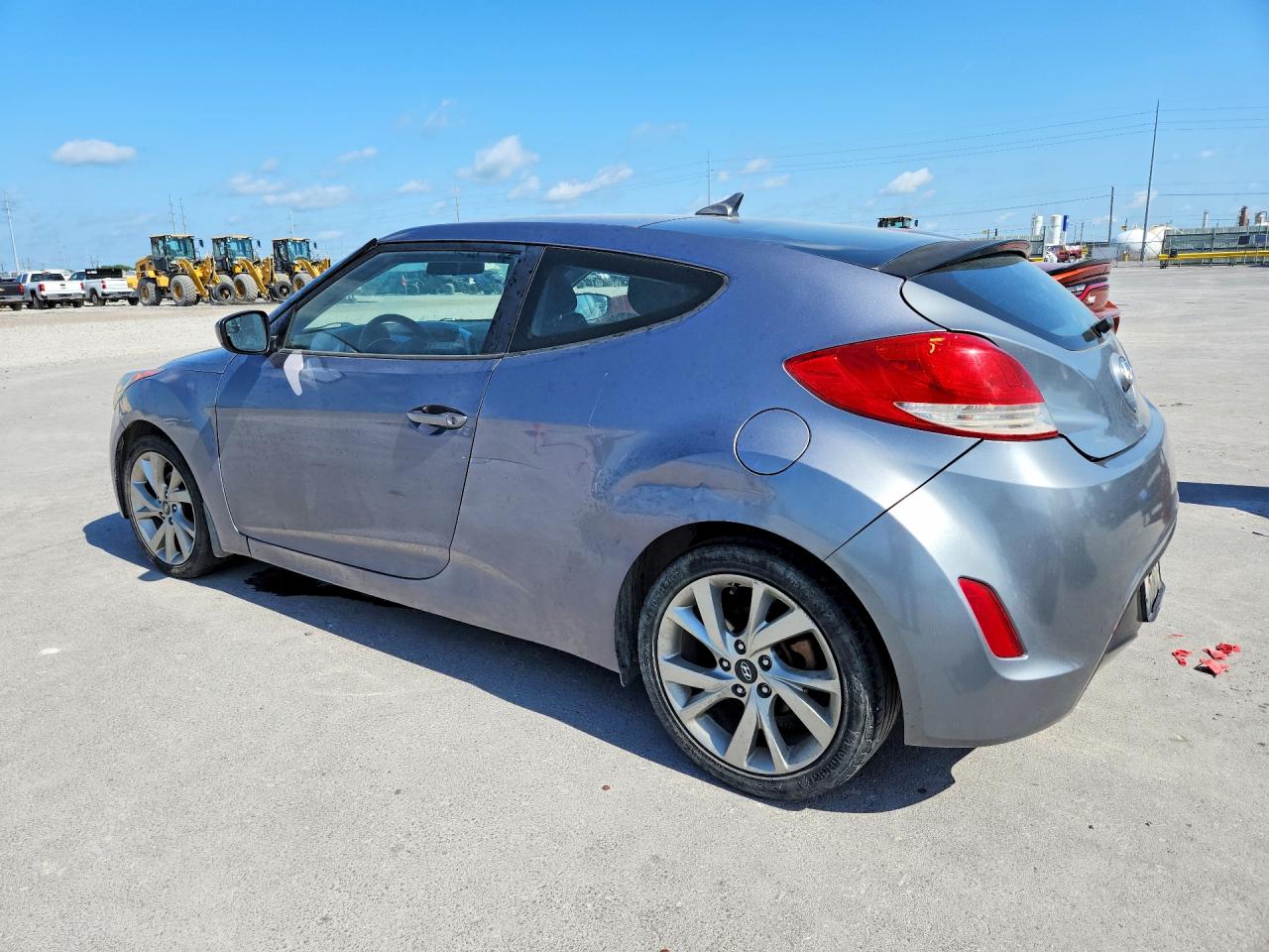Hyundai VELOSTER Base