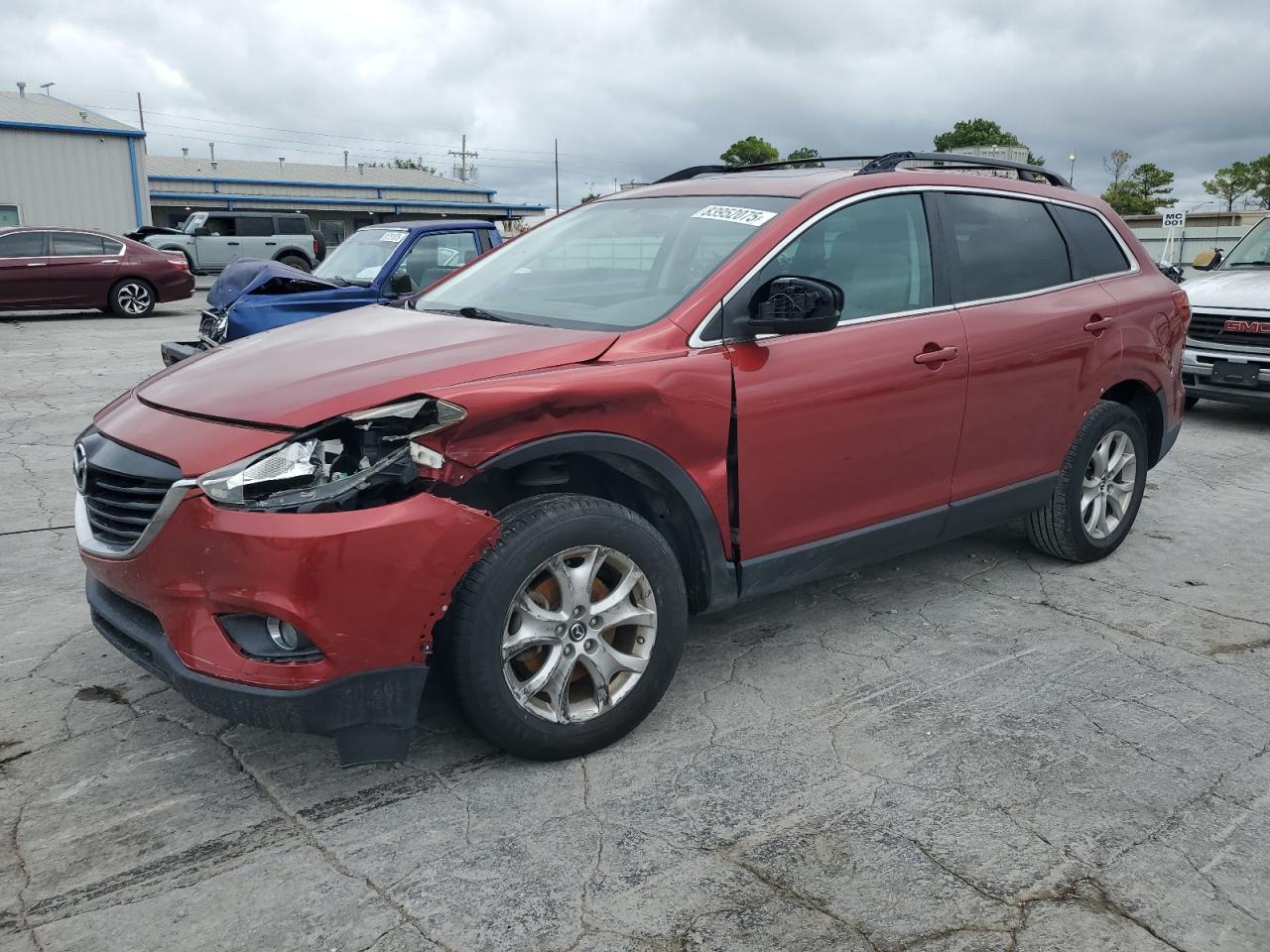 Salvage Mazda Cx Image