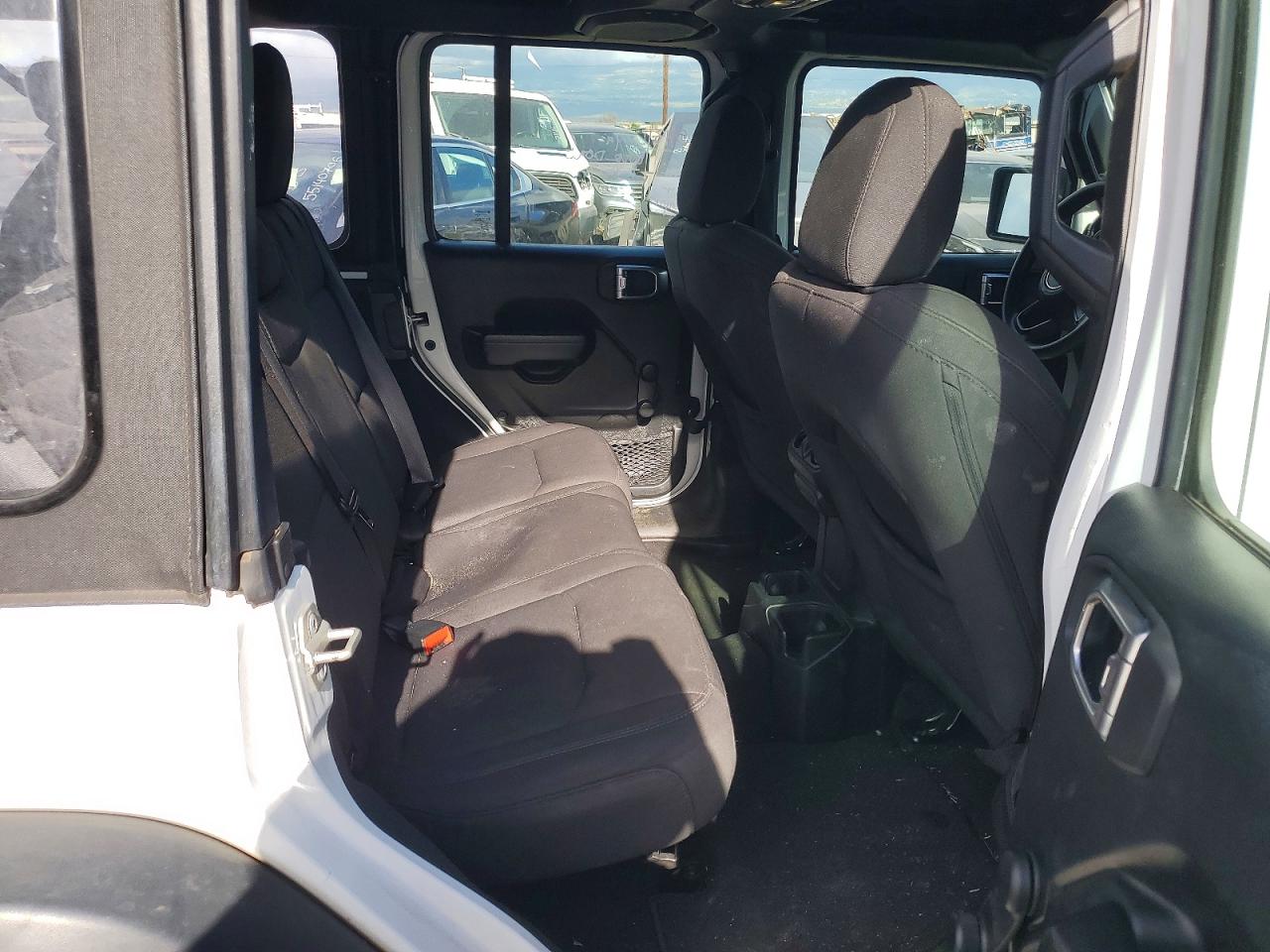 Jeep Wrangler Sport