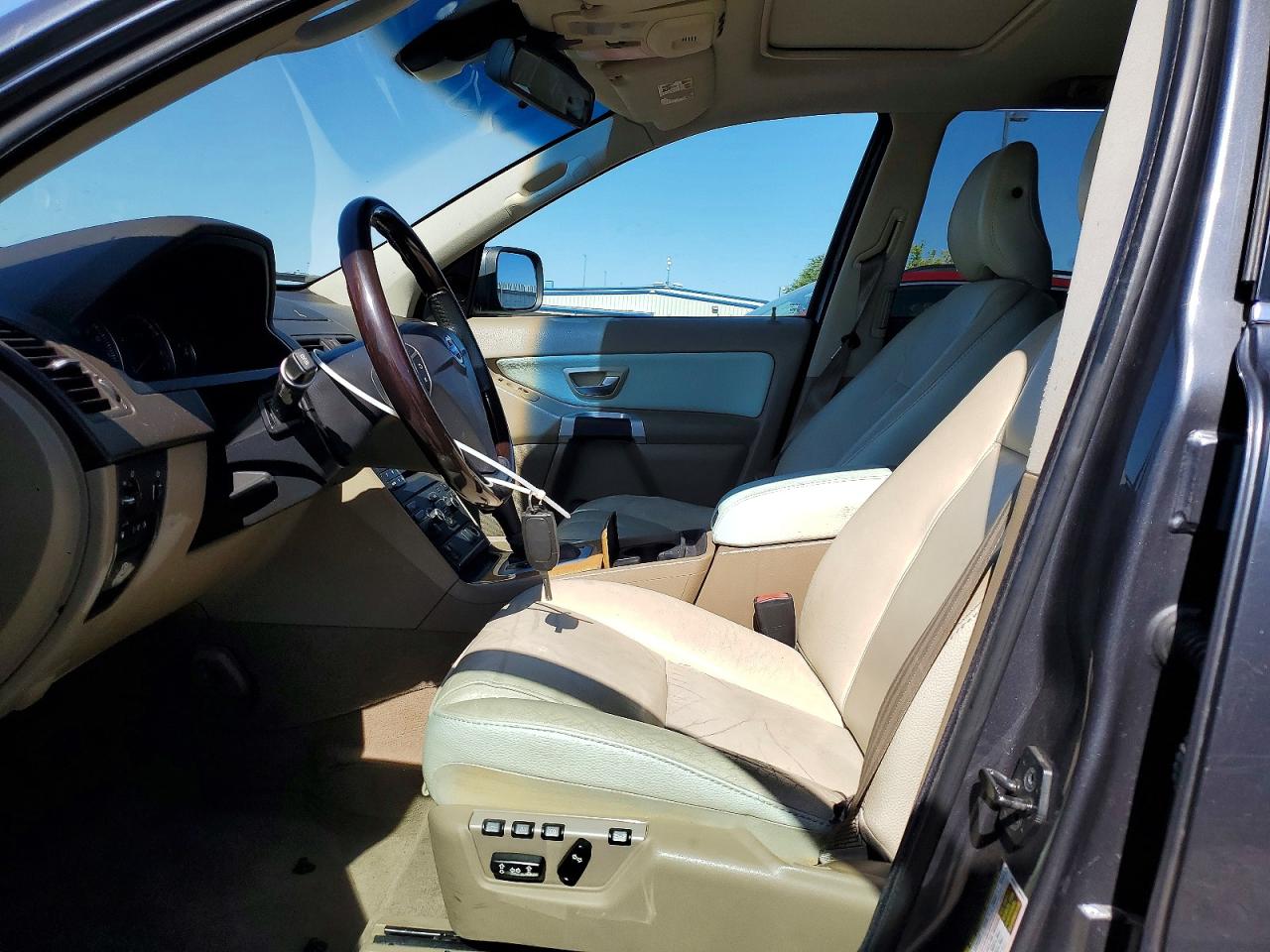 Volvo XC90 3.2