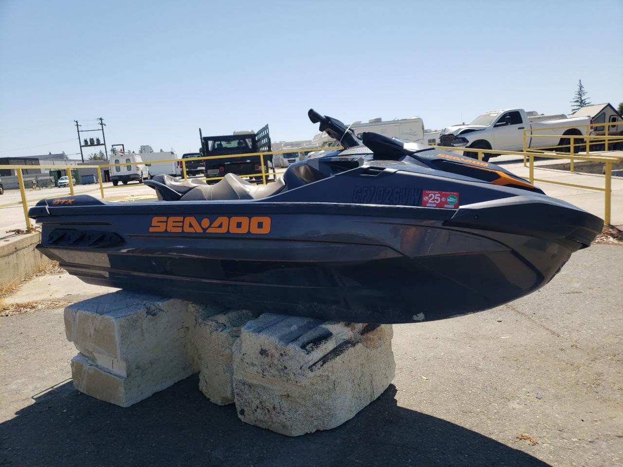 Salvage Bombardier Gtx215 Image