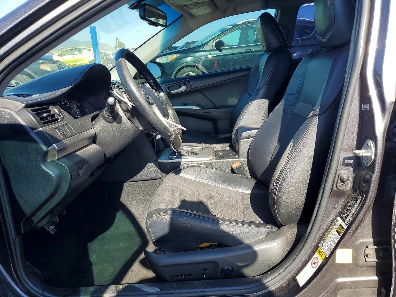 Toyota Camry Se V6