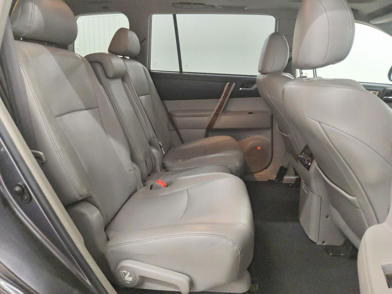Toyota Highlander Limited