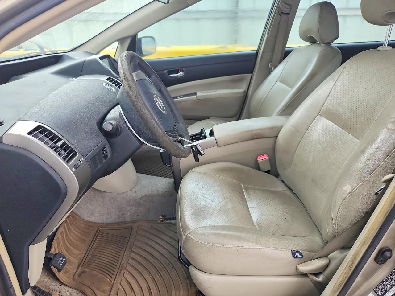 Toyota Prius Base