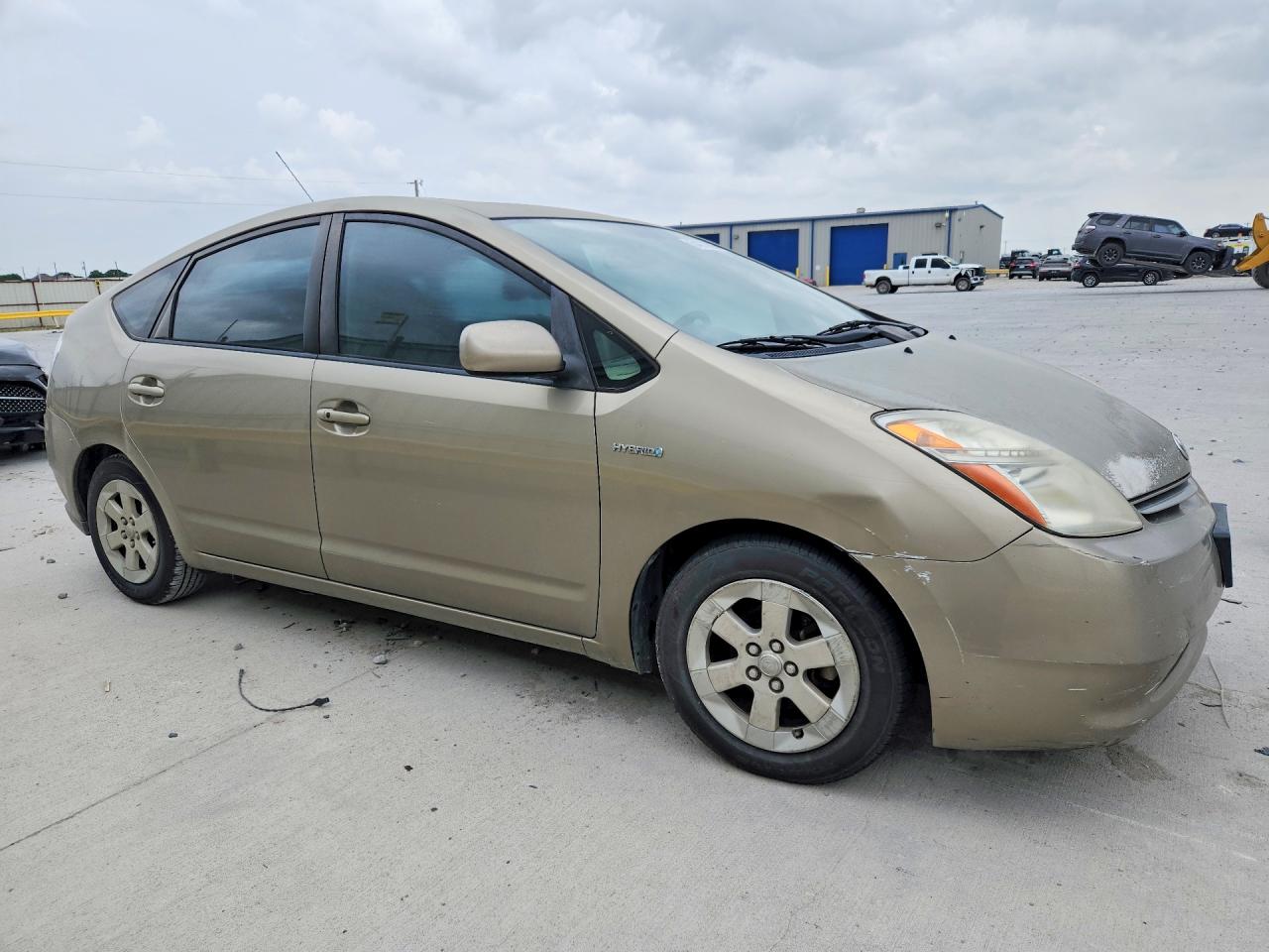 Toyota Prius Base