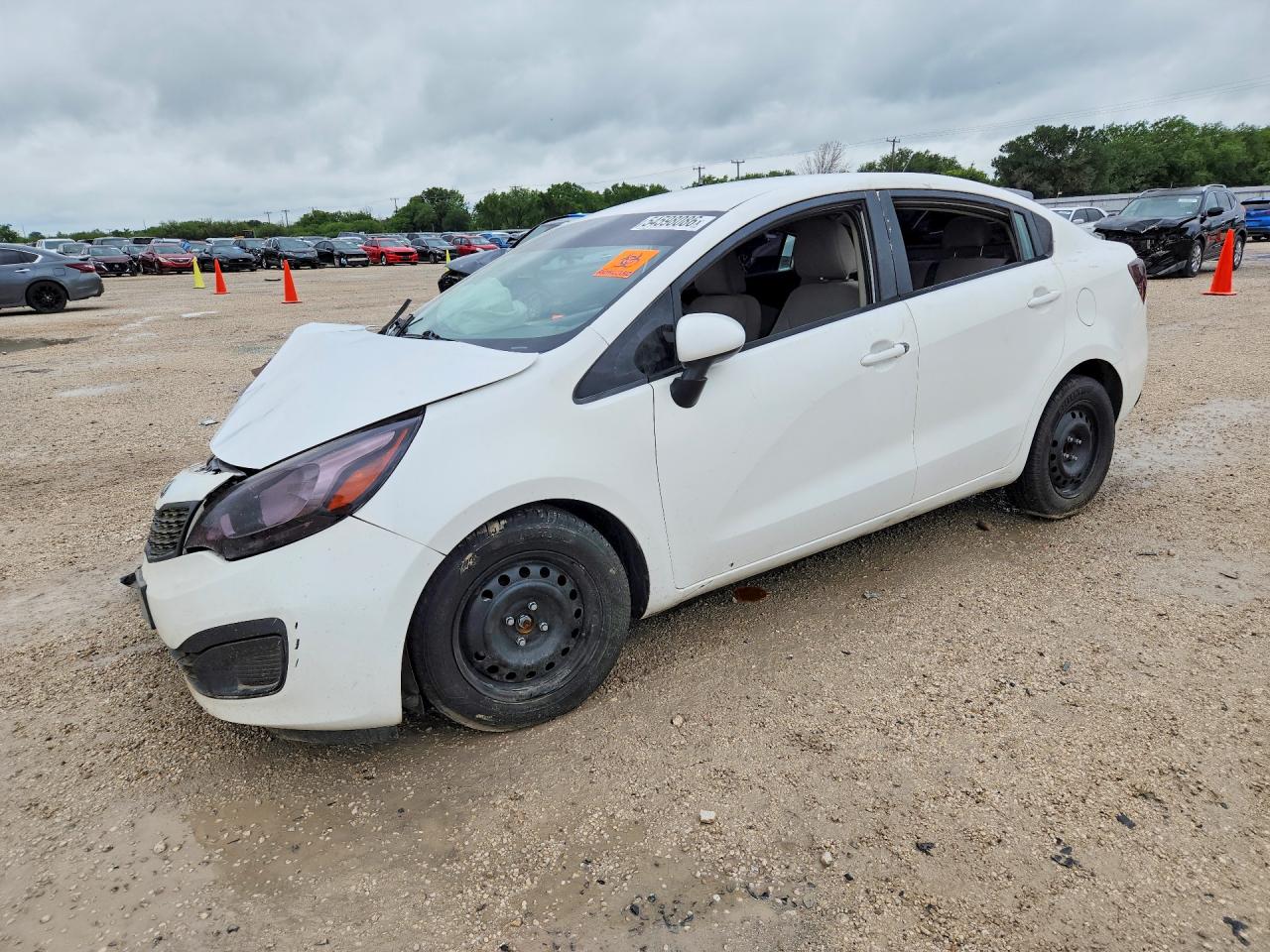 Salvage Kia Rio Image