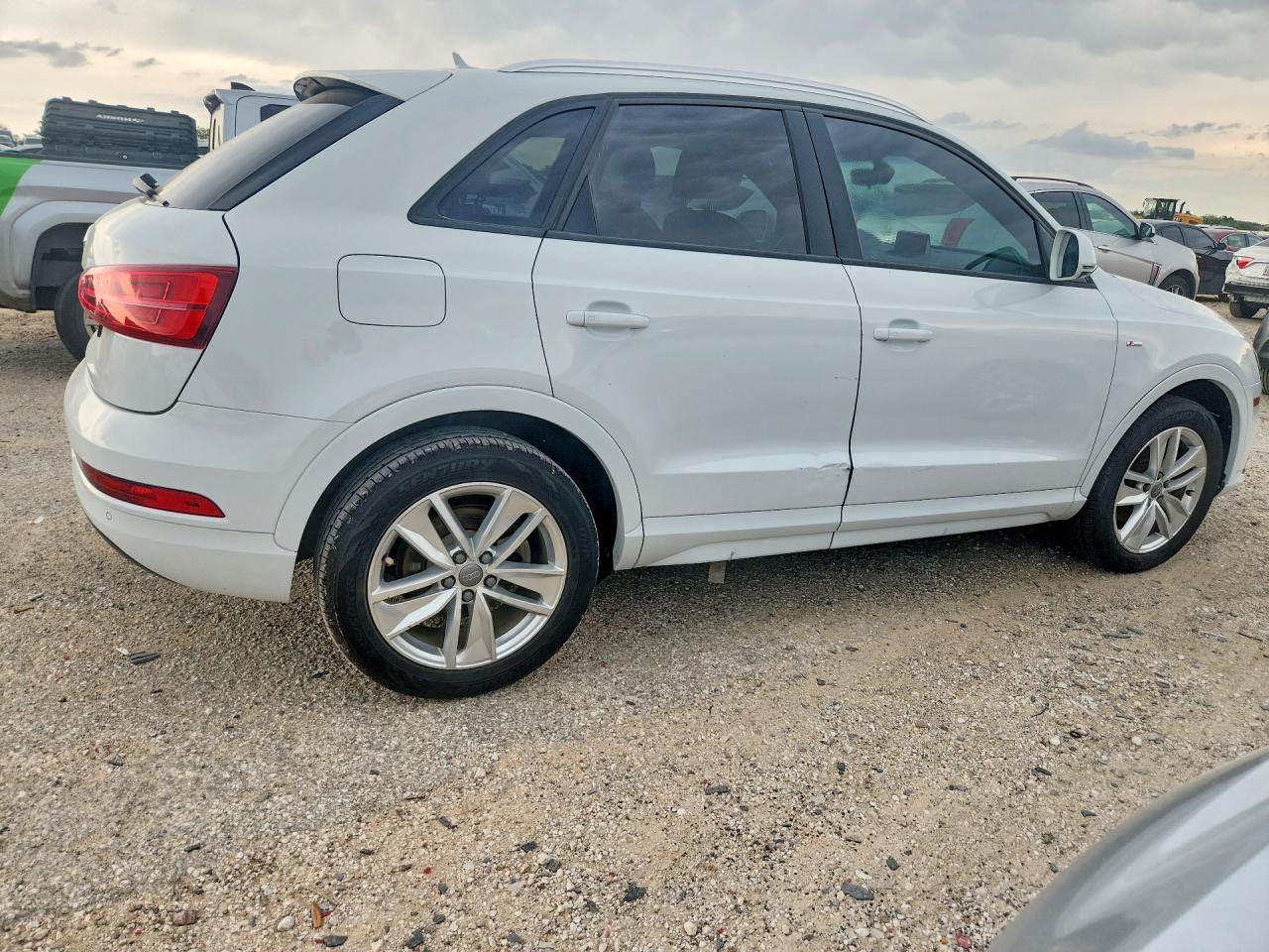 Audi Q3 Premium