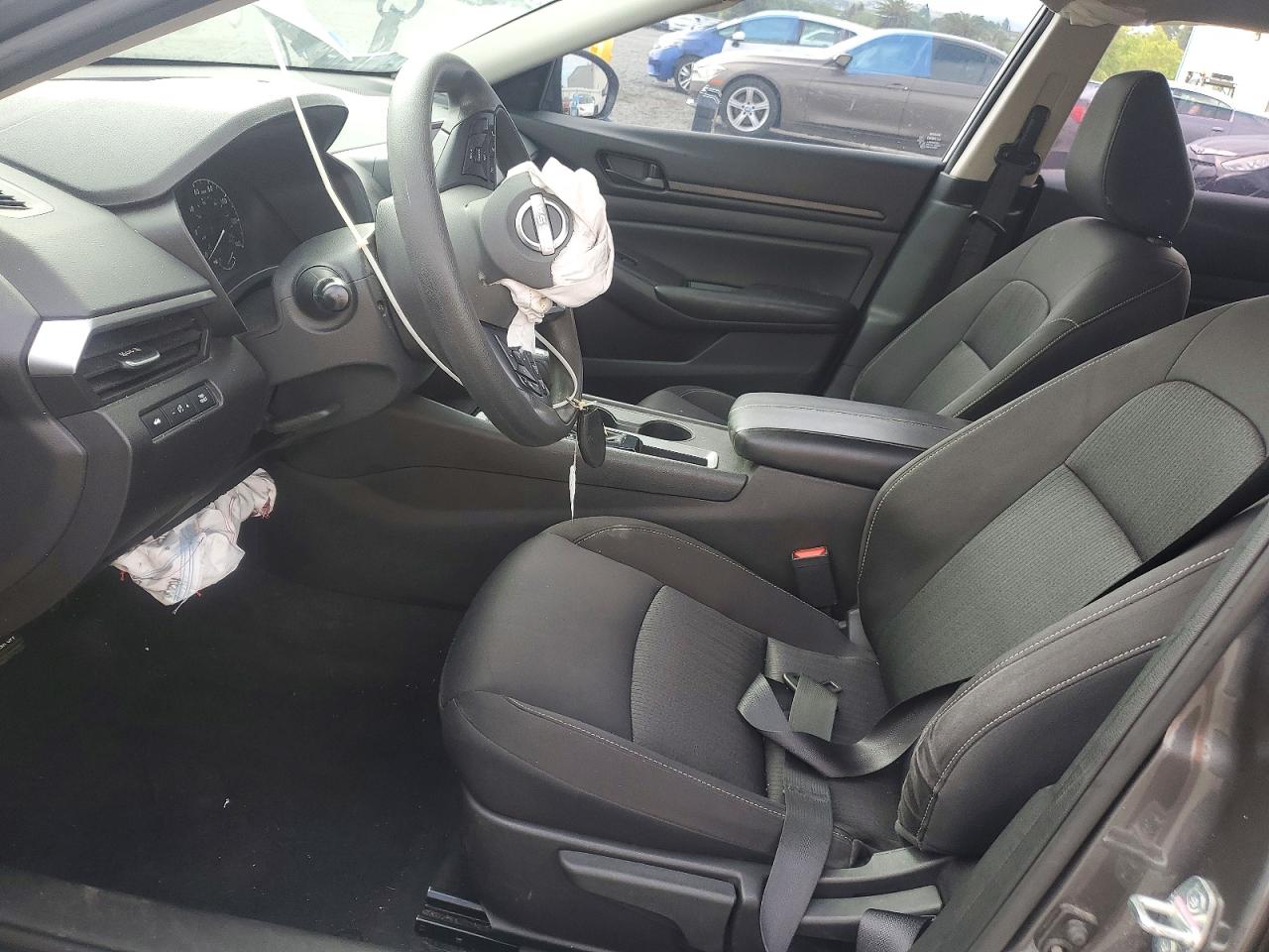 Nissan Altima S