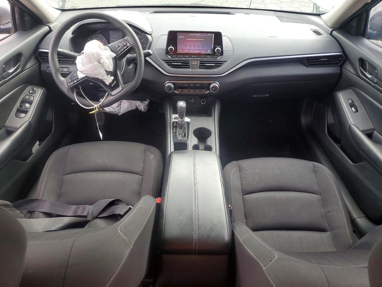 Nissan Altima S