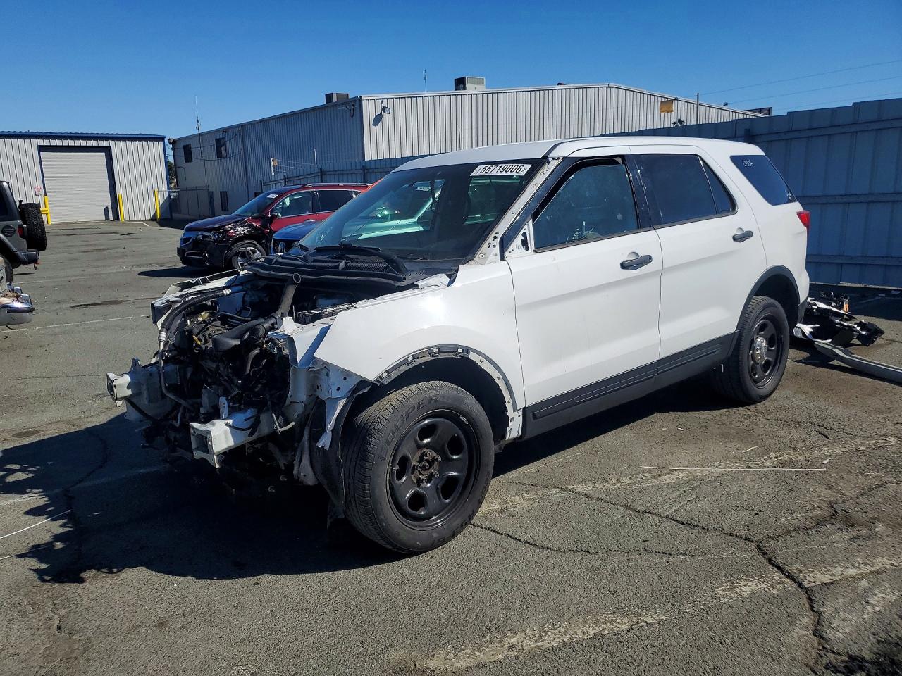 Salvage Ford Explorer Image