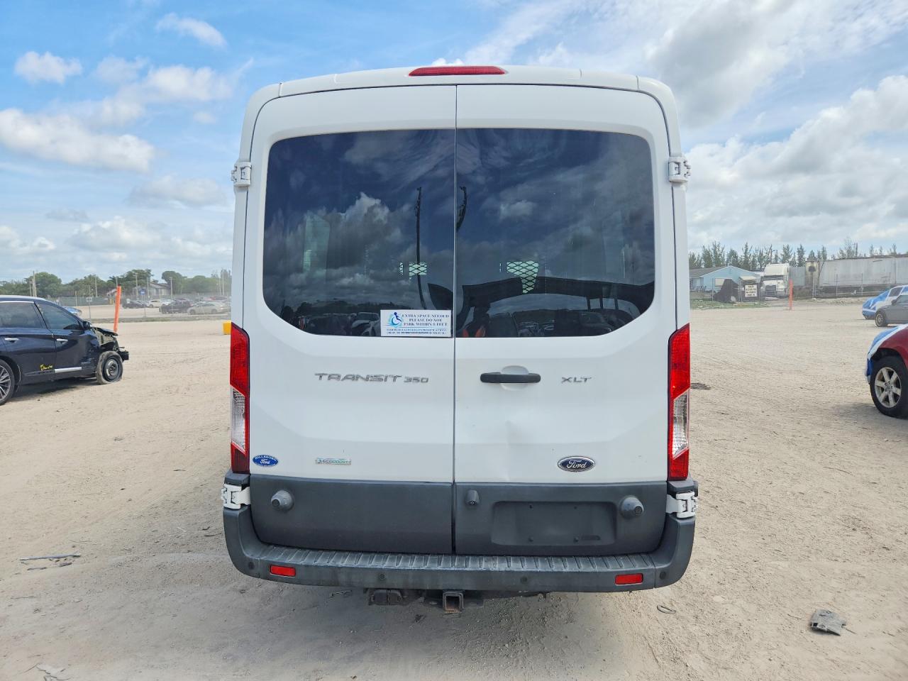 Ford Transit T-350