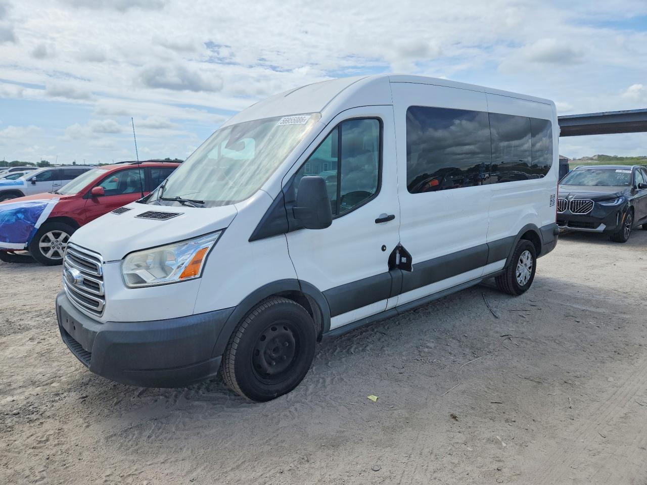 Salvage Ford Transit Image