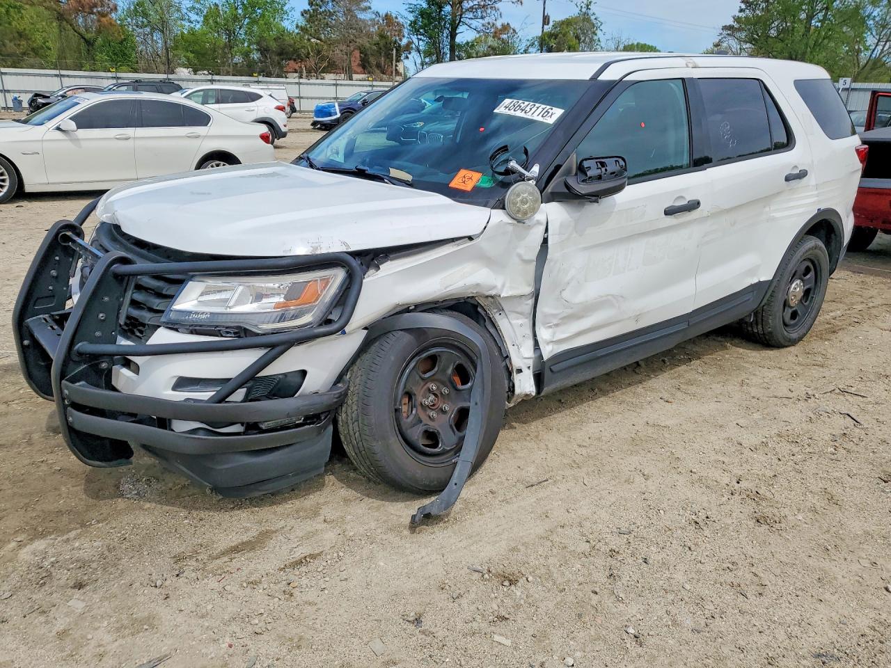 Salvage Ford Explorer Image