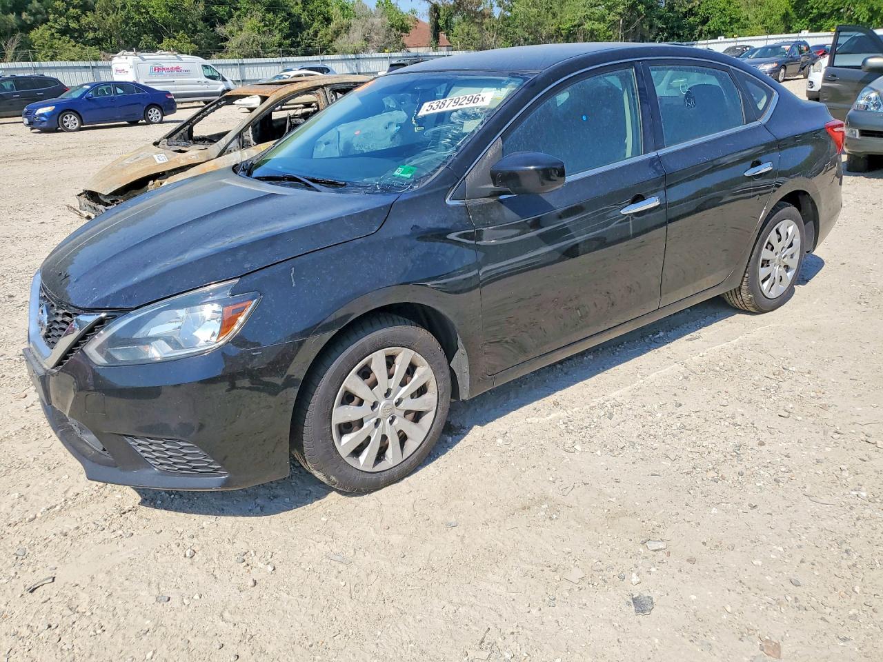 Salvage Nissan Sentra Image