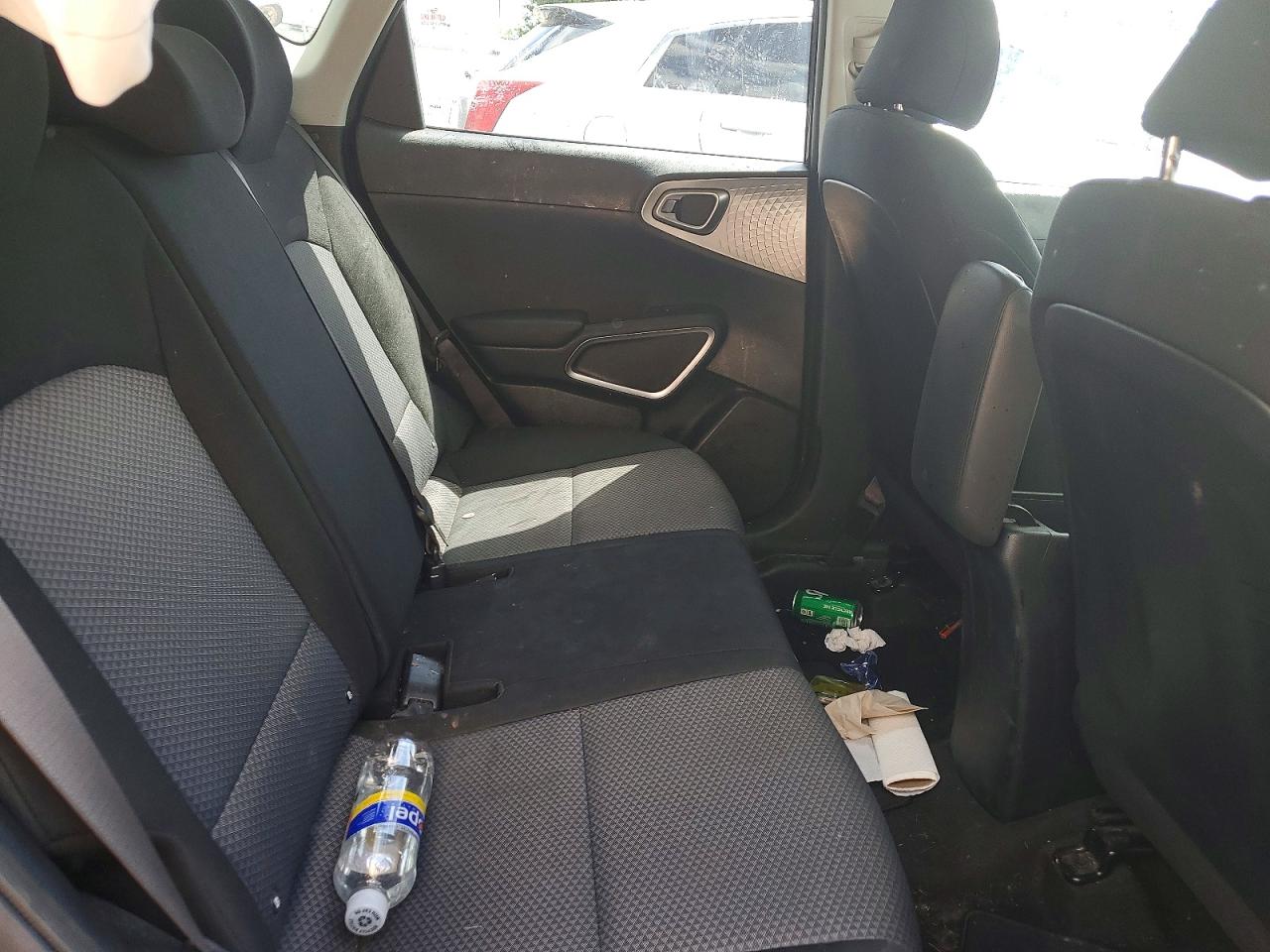 Kia Soul Lx