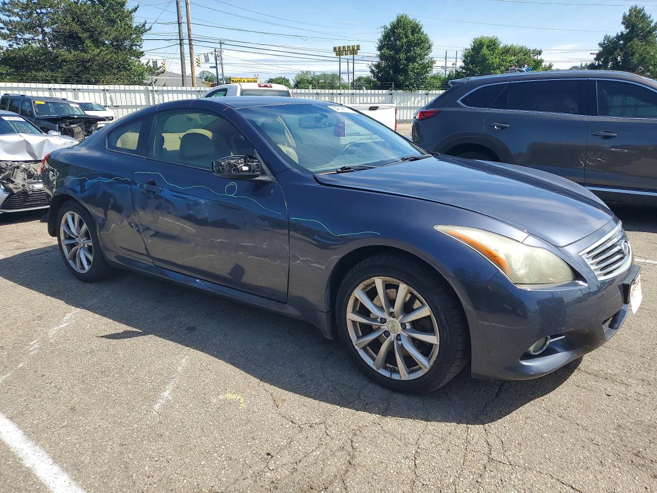 INFINITI G37 X