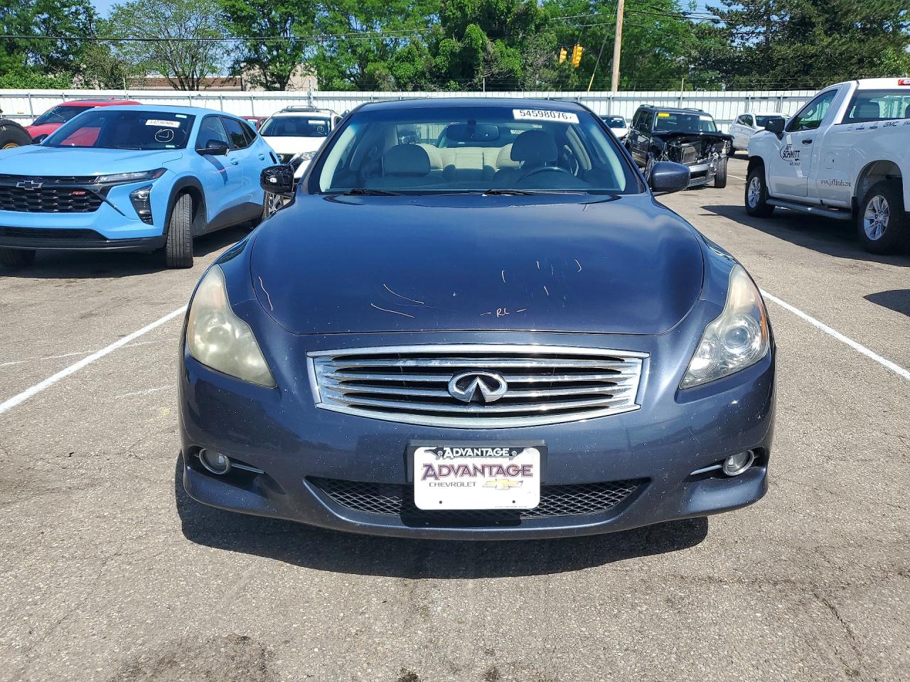INFINITI G37 X