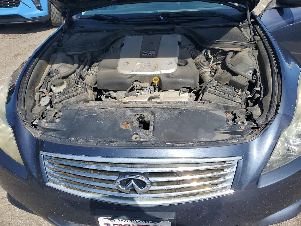 INFINITI G37 X