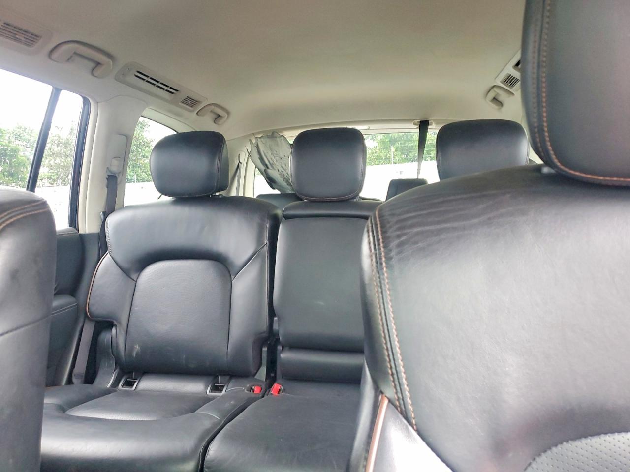 Nissan Armada Sl
