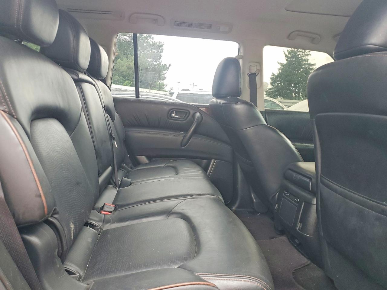 Nissan Armada Sl