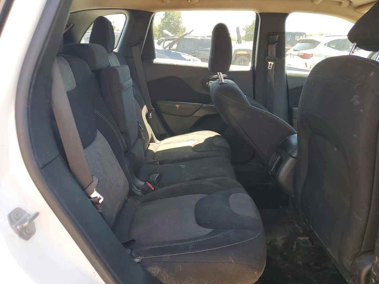 Jeep Cherokee Sport