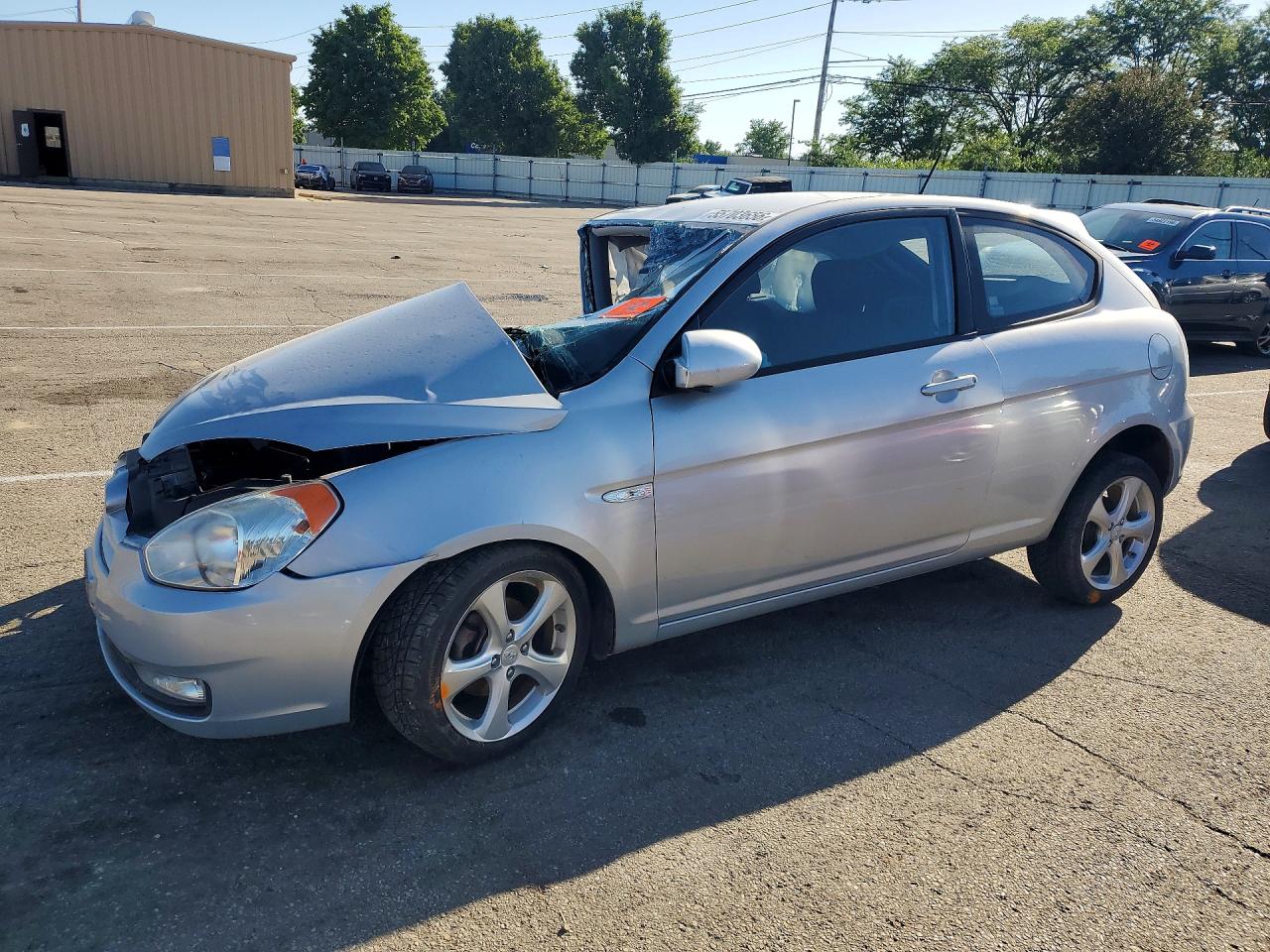 Salvage Hyundai ACCENT Image