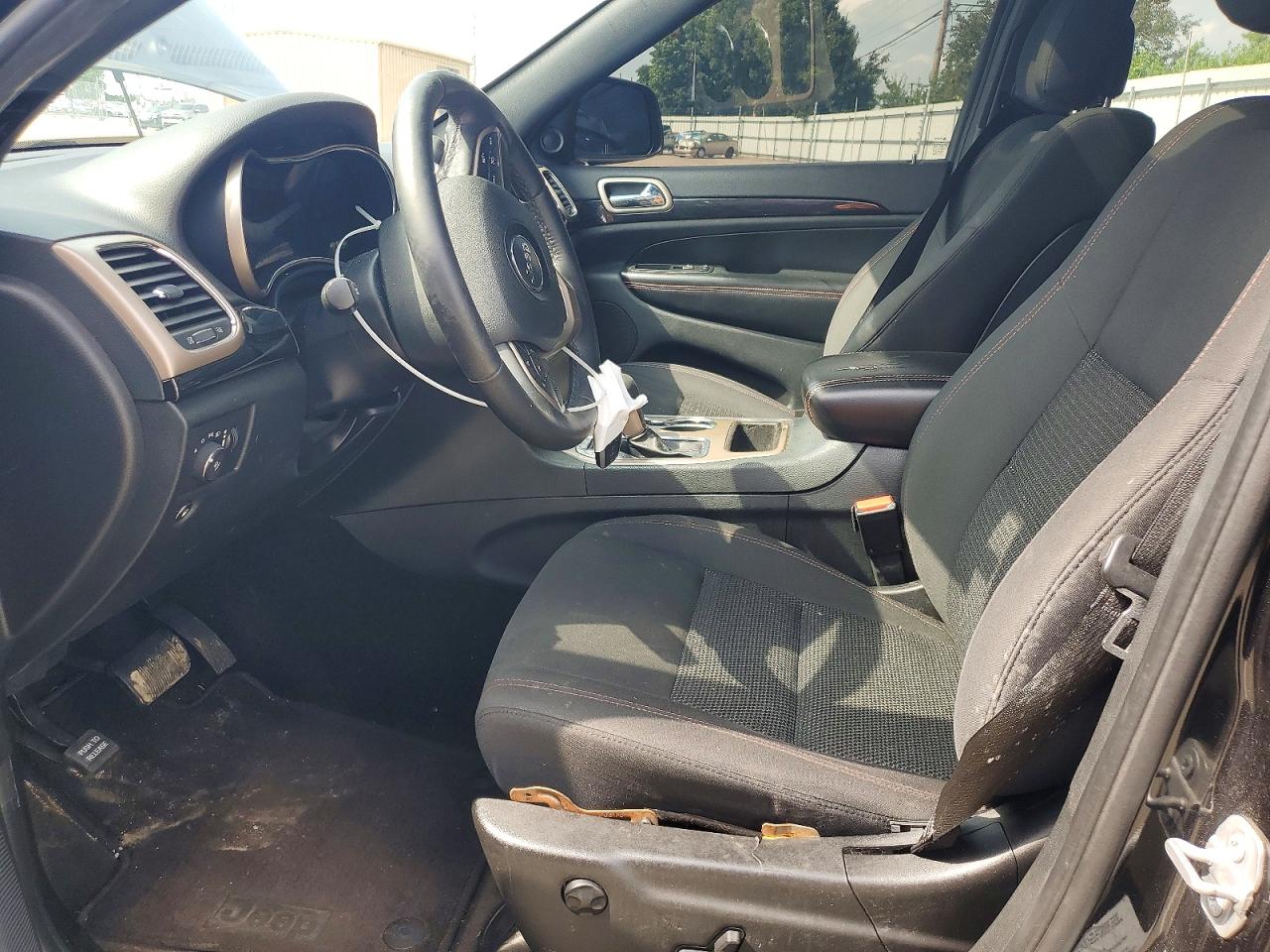 Jeep Grand Cherokee Laredo