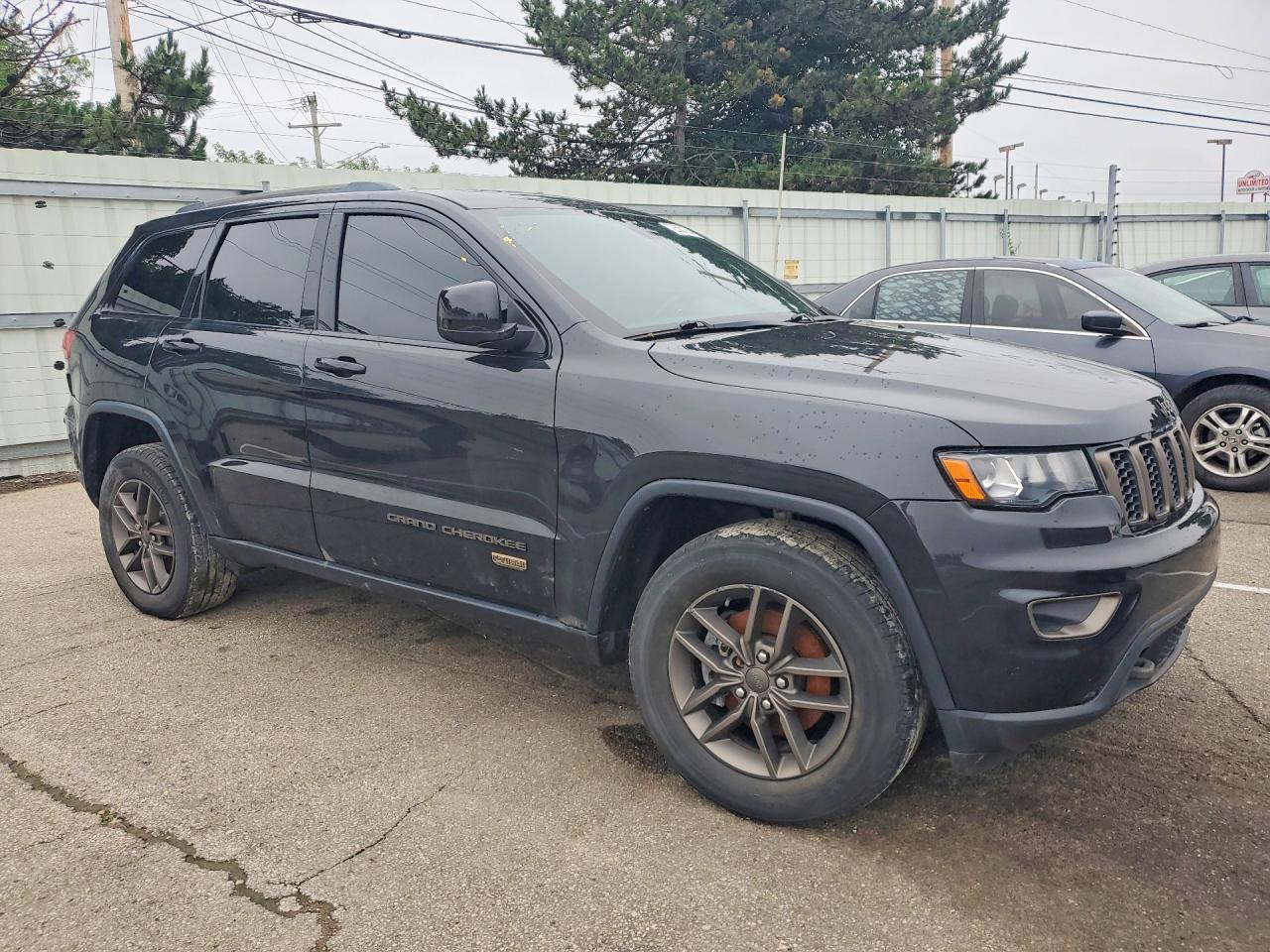 Jeep Grand Cherokee Laredo