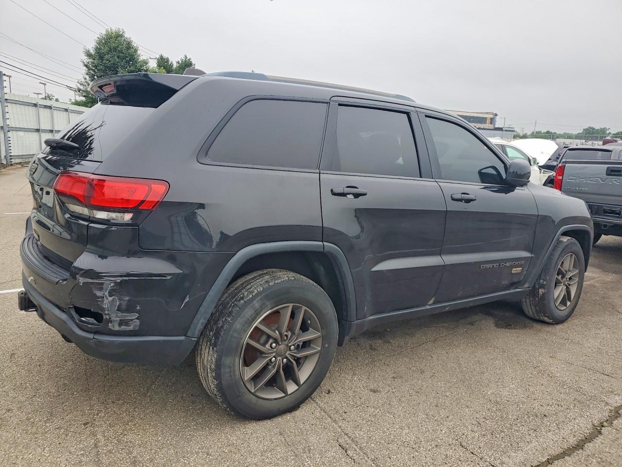 Jeep Grand Cherokee Laredo