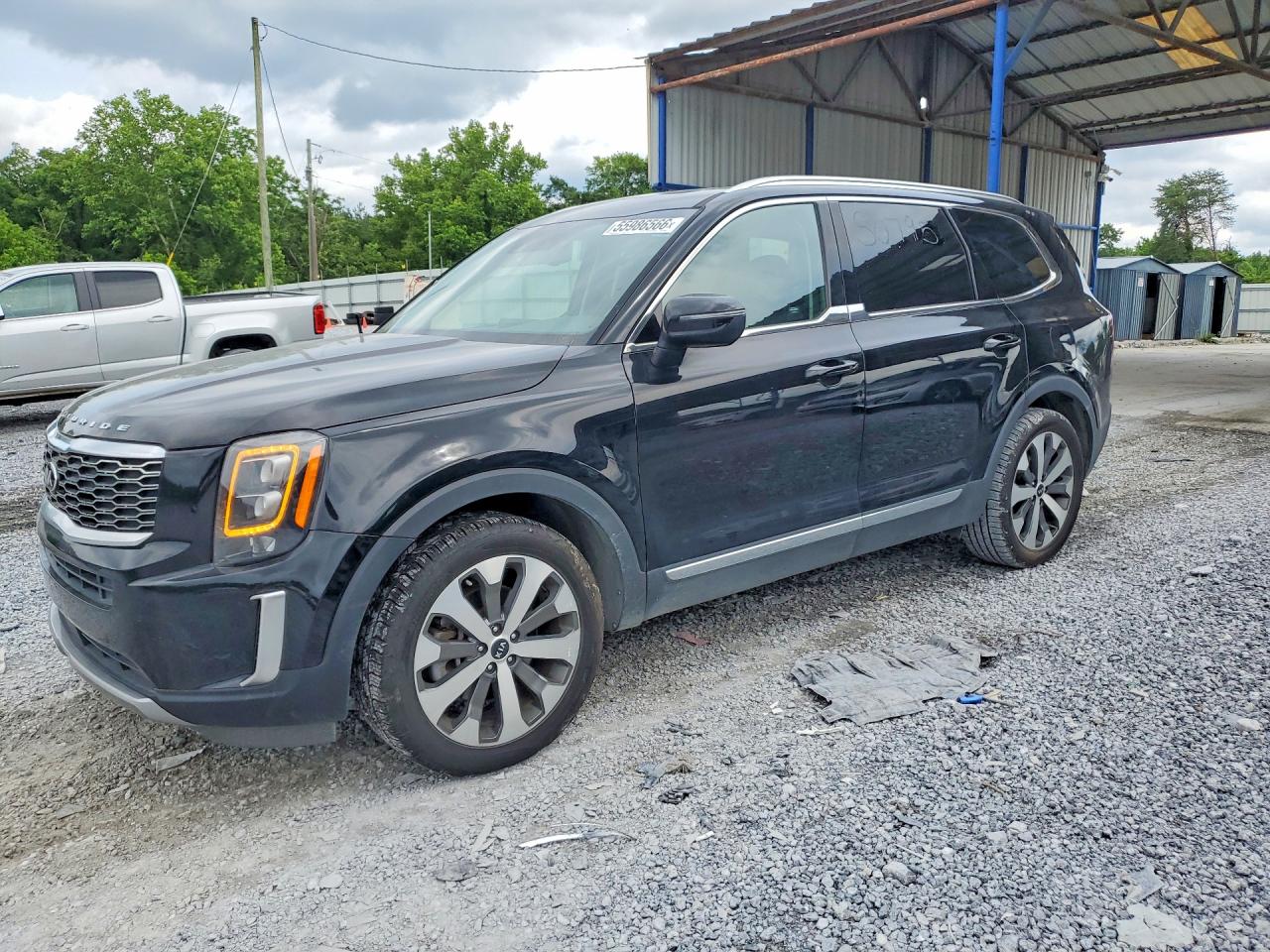 Salvage Kia Telluride Image