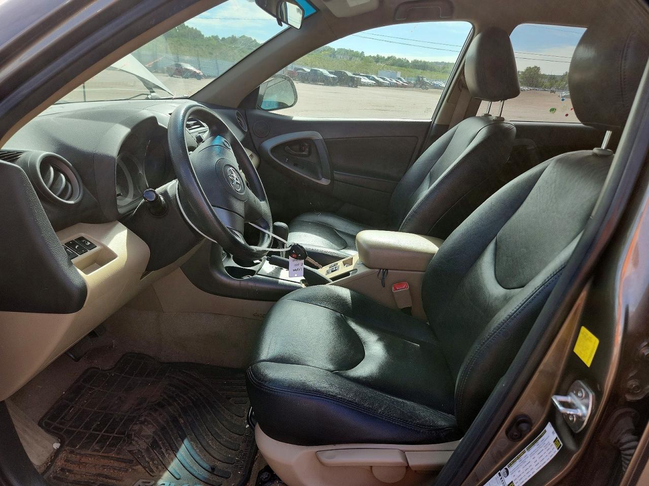 Toyota RAV4 Base