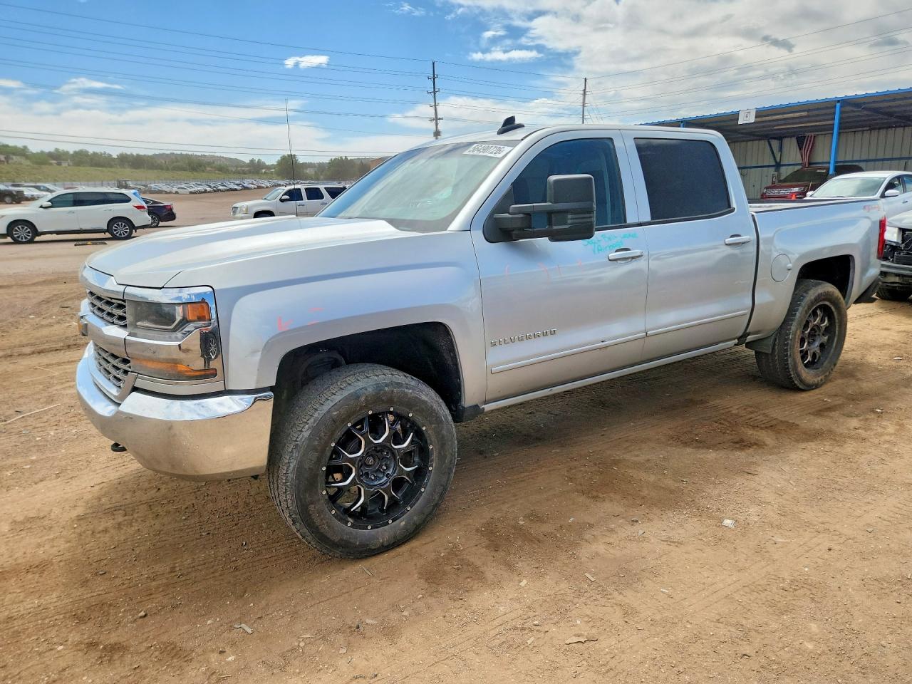 Salvage Chevrolet Silverado Image