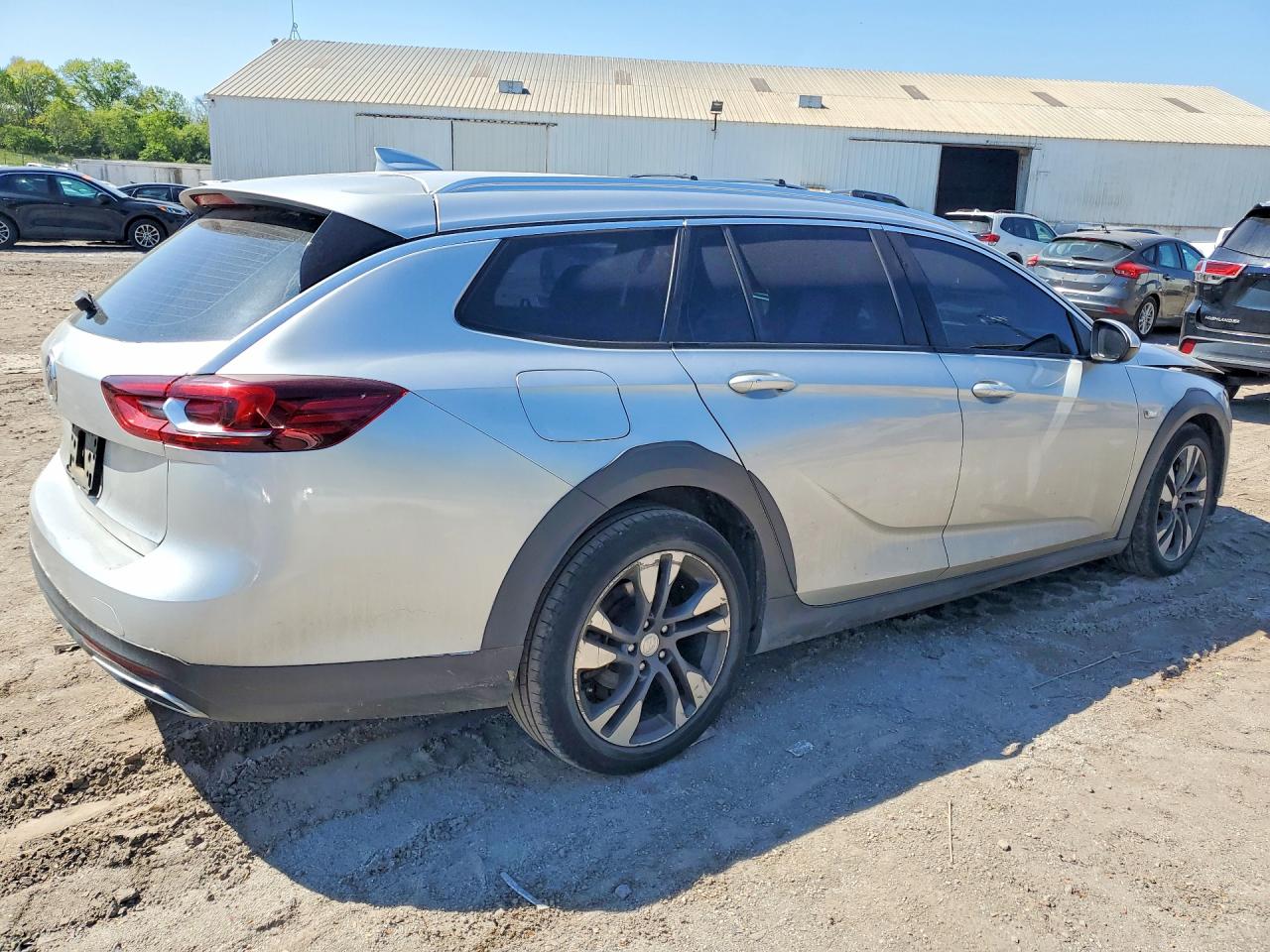 Buick Regal Essence