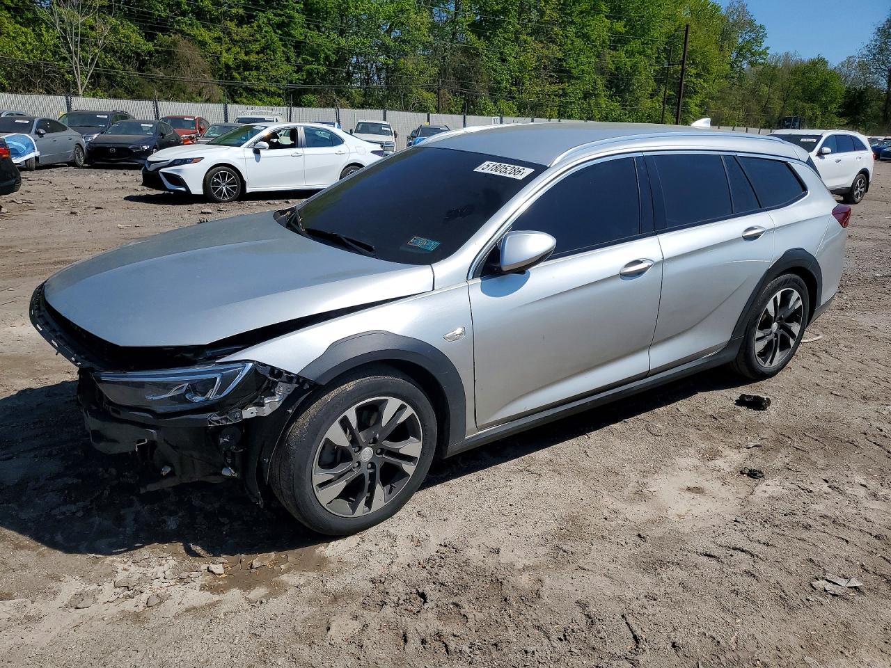 Salvage Buick Regal Image